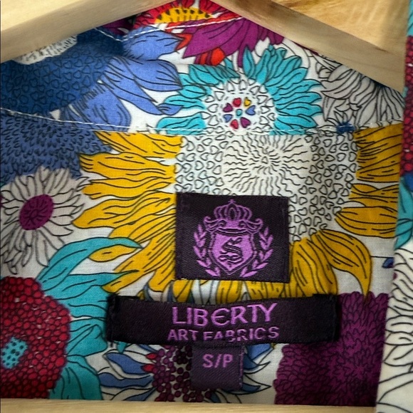 Liberty of London Floral Button-Up Shirt Size Small - Picture 2 of 6